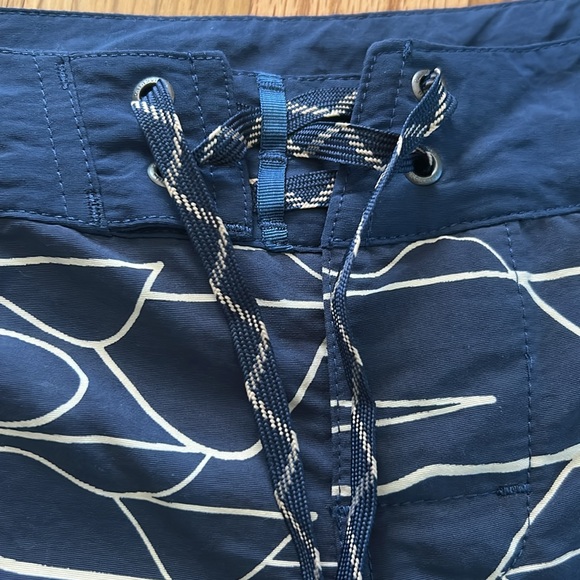 Women's Patagonia Wavefarer Boardshorts - Picture 4 of 6